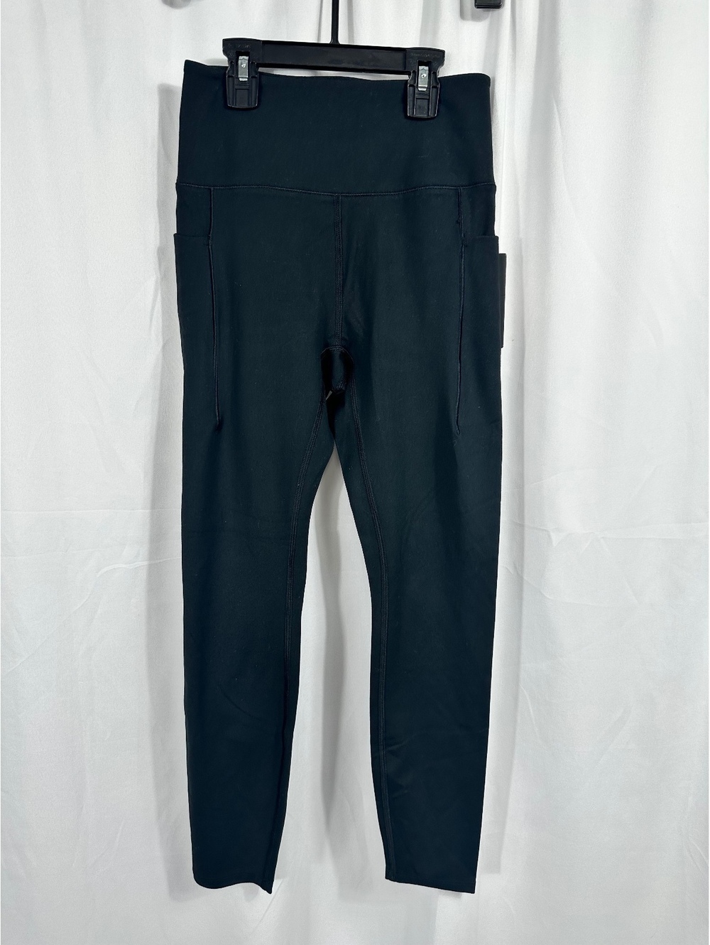 Danskin Satin Stitch 7/8 Black Leggings XS